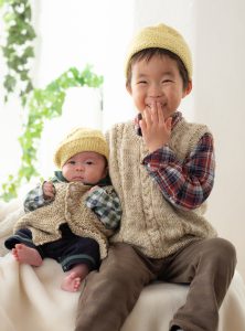 兄弟で記念写真を横浜で撮影